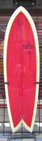 湘南　鵠沼海岸　X-Flavor surfboards　エックスフレーバー　サーフボード　レトロ　ツインフィン